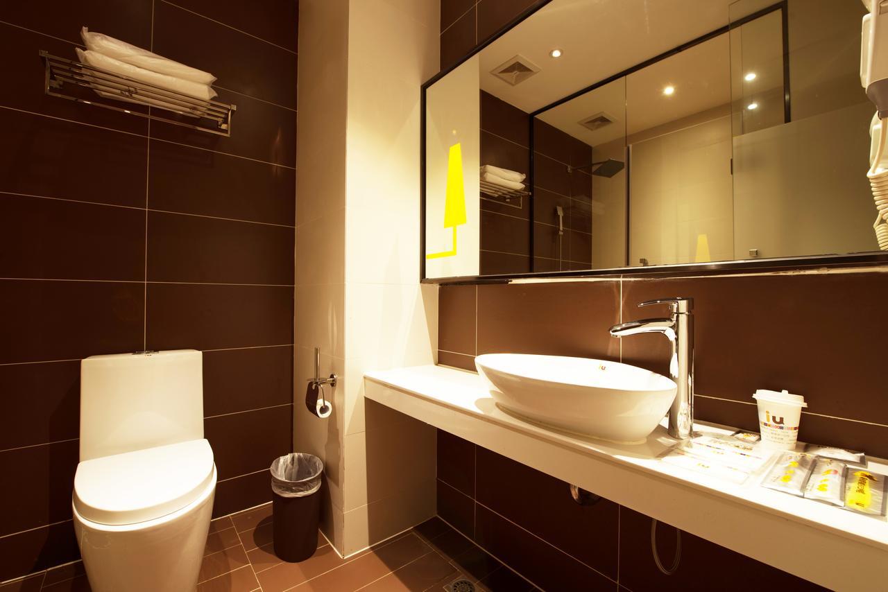 Iu Hotel Guiyang Shibei Road Buitenkant foto